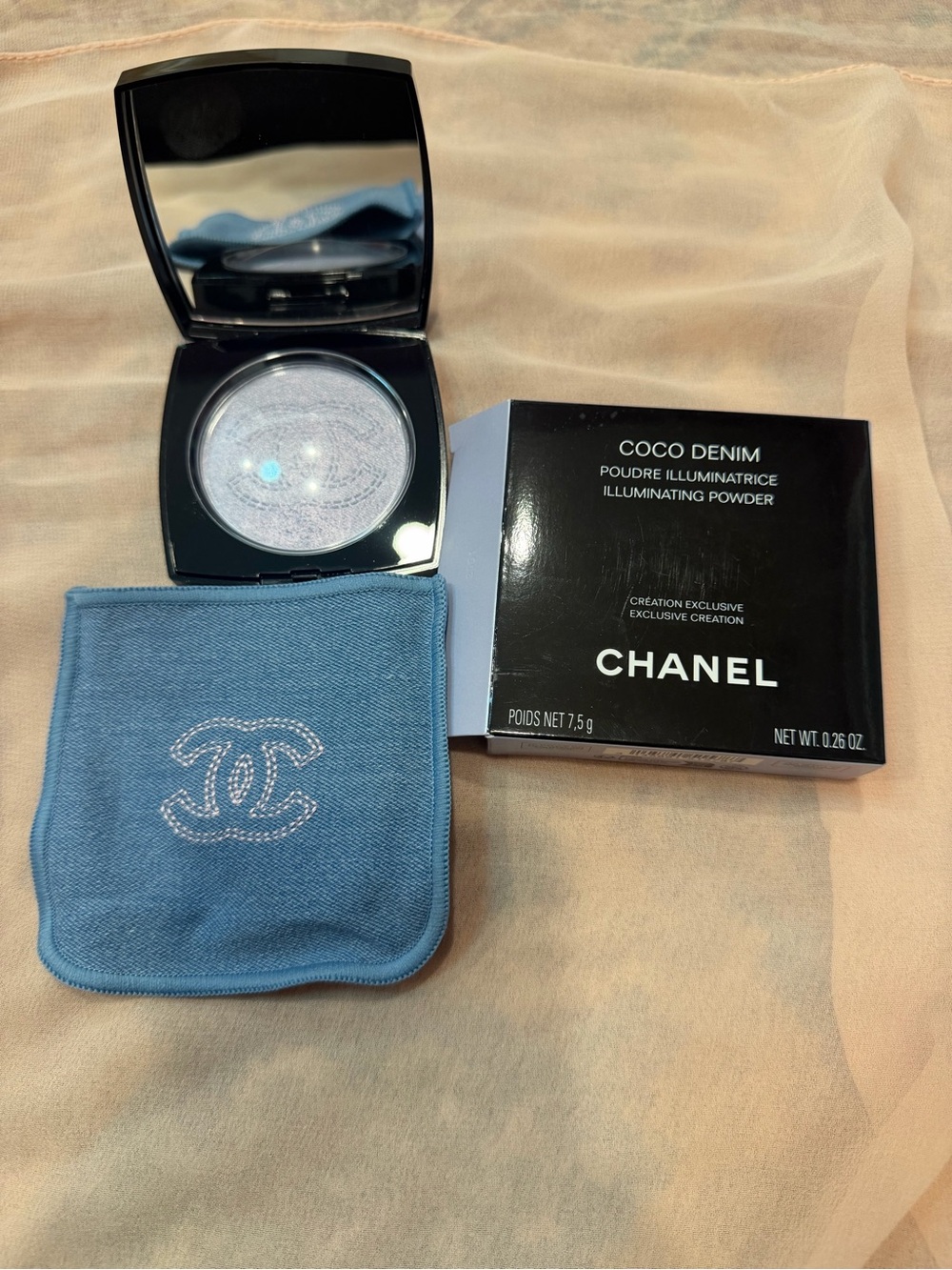 CHANEL Coco Denim Illuminating Powder